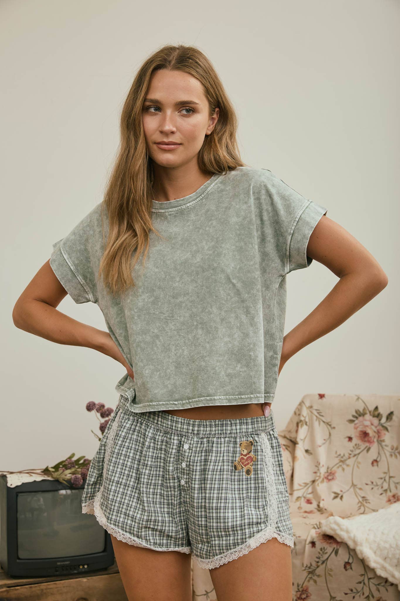 WASHED SHORT SLEEVE BOXY KNIT TOP