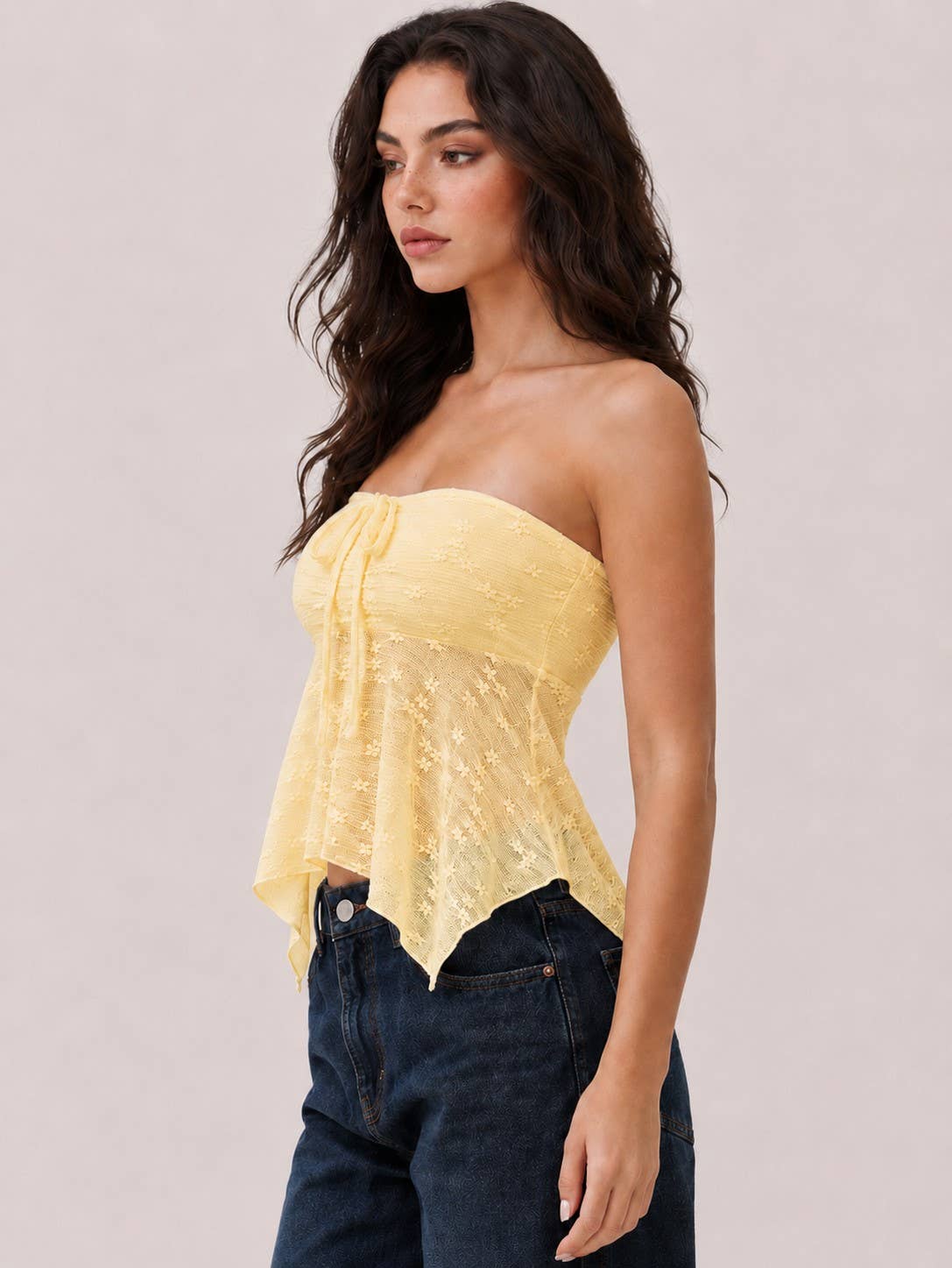 STRAPLESS TUBE FLY-AWAY LACE TOP