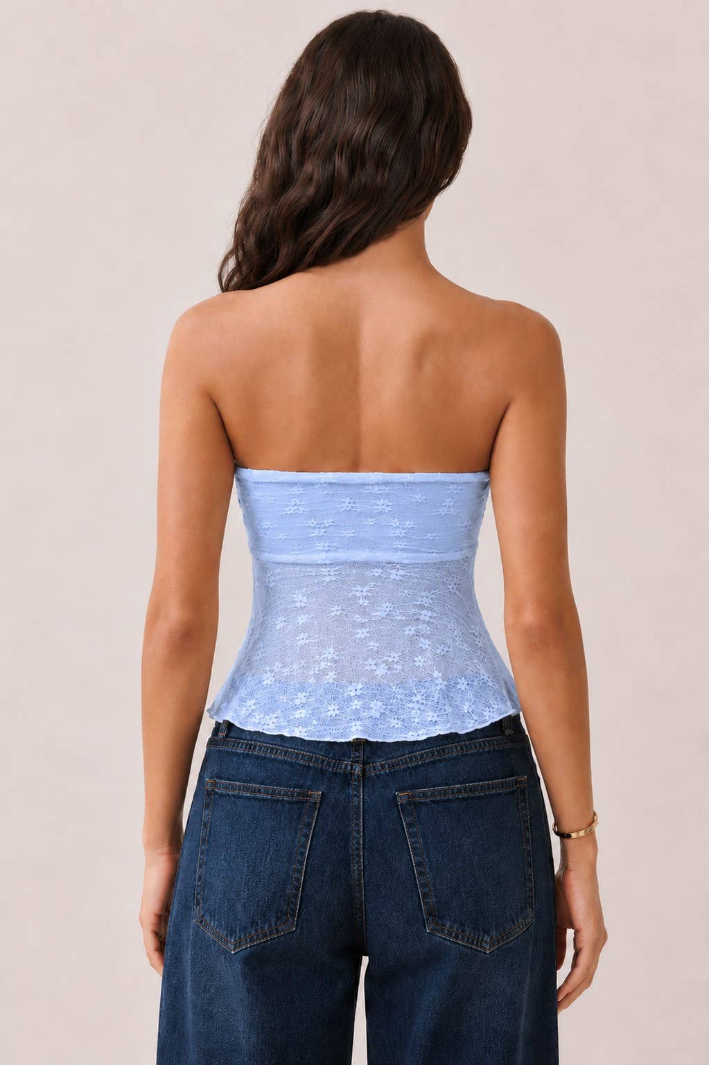 STRAPLESS TUBE FLY-AWAY LACE TOP